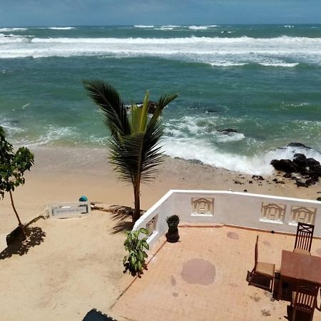 אונה ואטונה Lavendish Beach Resort מראה חיצוני תמונה