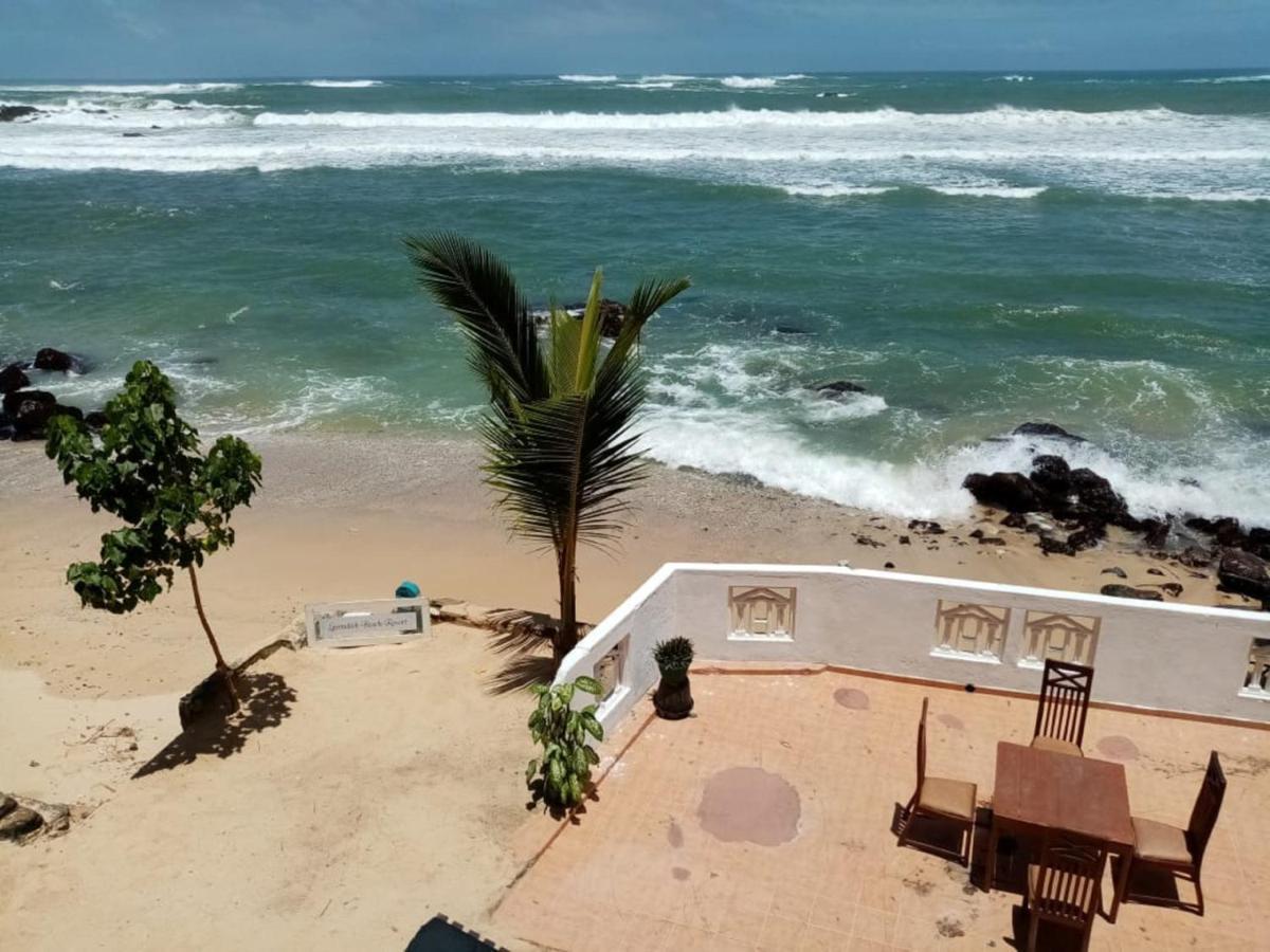 אונה ואטונה Lavendish Beach Resort מראה חיצוני תמונה