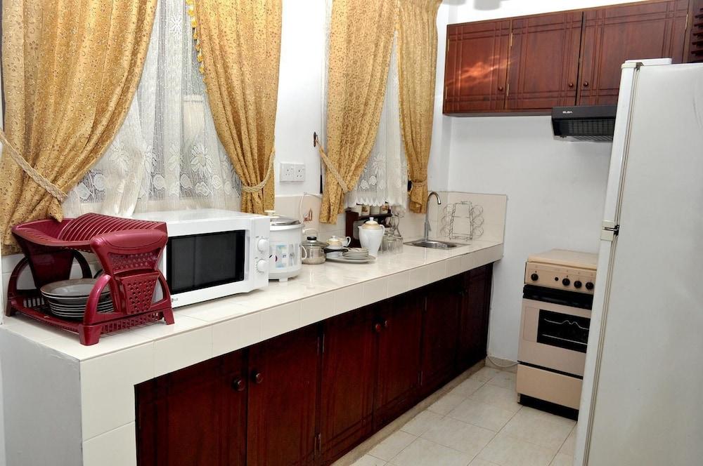 אונה ואטונה Lavendish Beach Resort מראה חיצוני תמונה