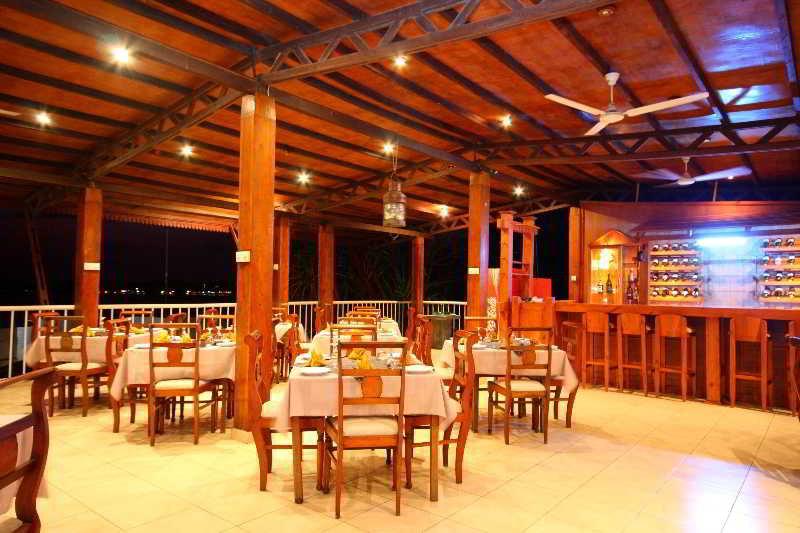 אונה ואטונה Lavendish Beach Resort מראה חיצוני תמונה