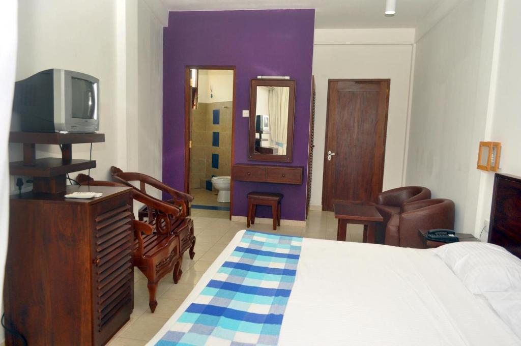 אונה ואטונה Lavendish Beach Resort מראה חיצוני תמונה