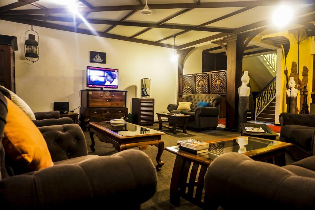 אונה ואטונה Lavendish Beach Resort מראה חיצוני תמונה
