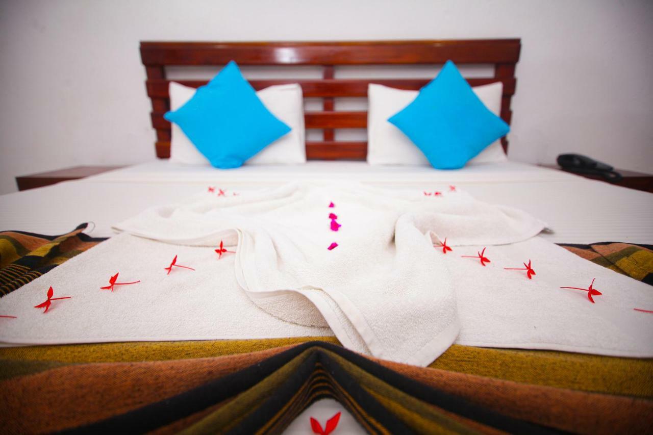 אונה ואטונה Lavendish Beach Resort מראה חיצוני תמונה